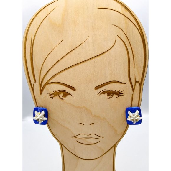 Vintage Sparkling Starfish Earrings, Bright Blue Lucite with White Sea Star - Picture 3 of 4